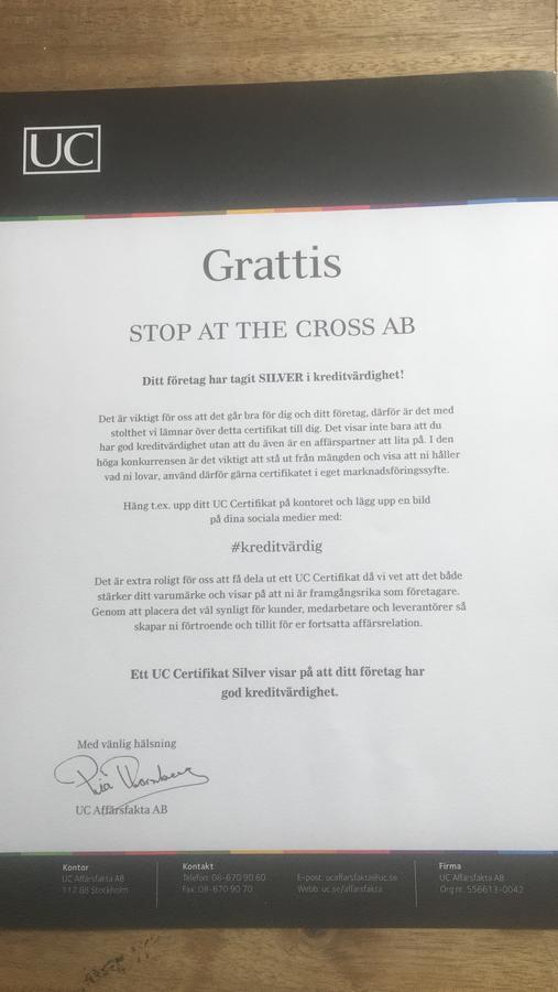 Stop At The Cross Boras Bagian luar foto